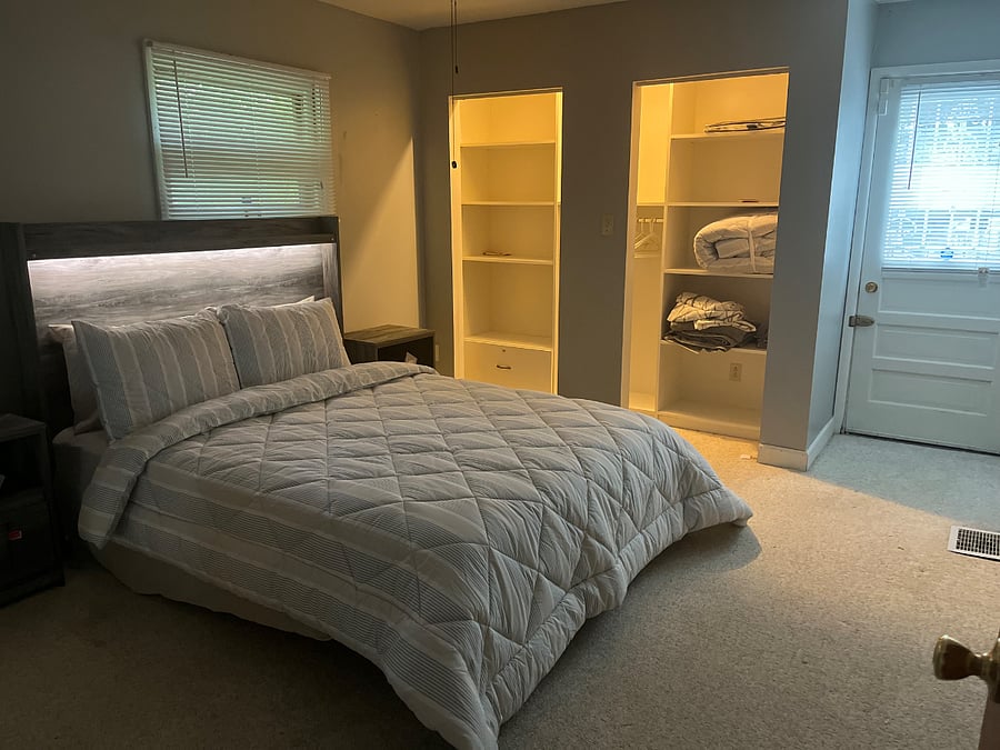 Master Bedroom/Private Entrance 