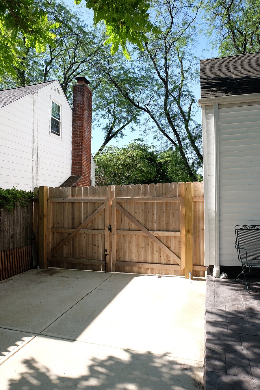 Driveway gate to back yard