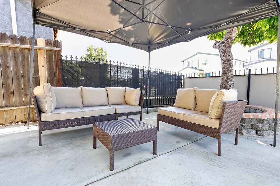Relax outside with privacy