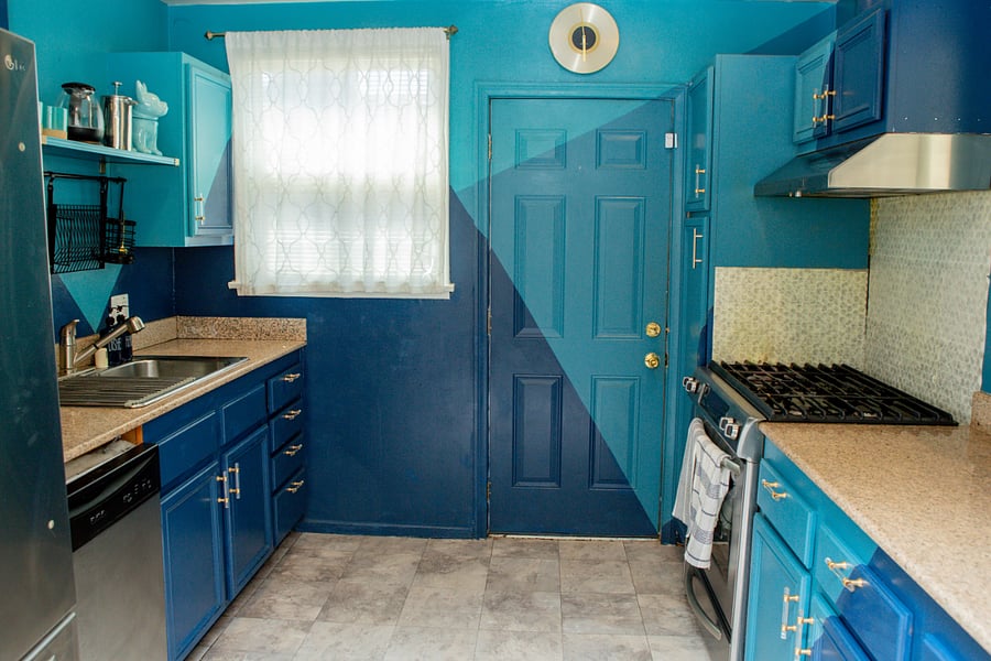 kitchen with dishwasher, microwave, all basic kitchen tools