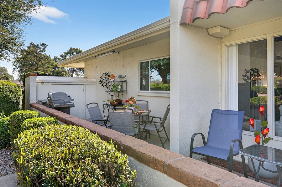 Step outside to the beautiful patio overlooking the courtyard, with access to the fairway and walking path. Perfect for morning coffee with the Arizona sunrise or dinner on the grill under the open sky.