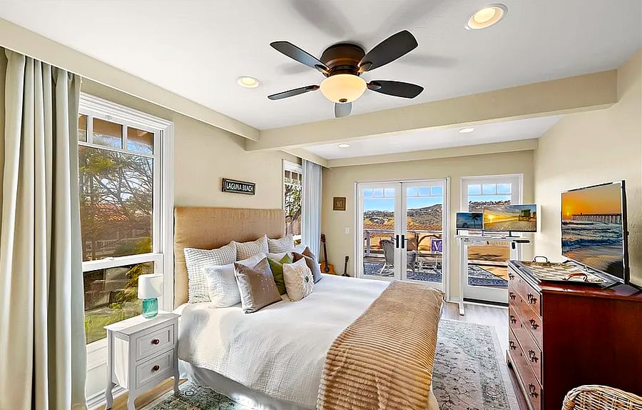Master Bedroom opening out to the deck