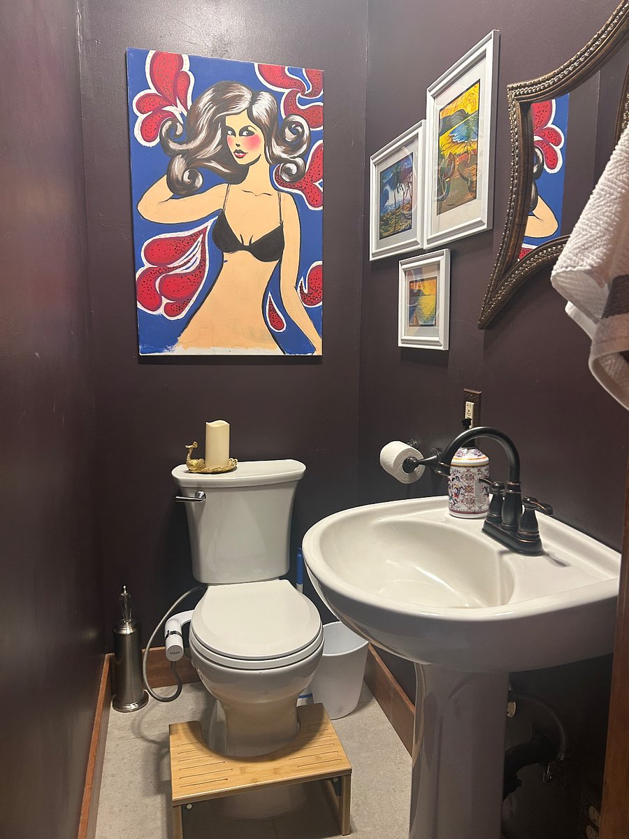 1/2 Bath