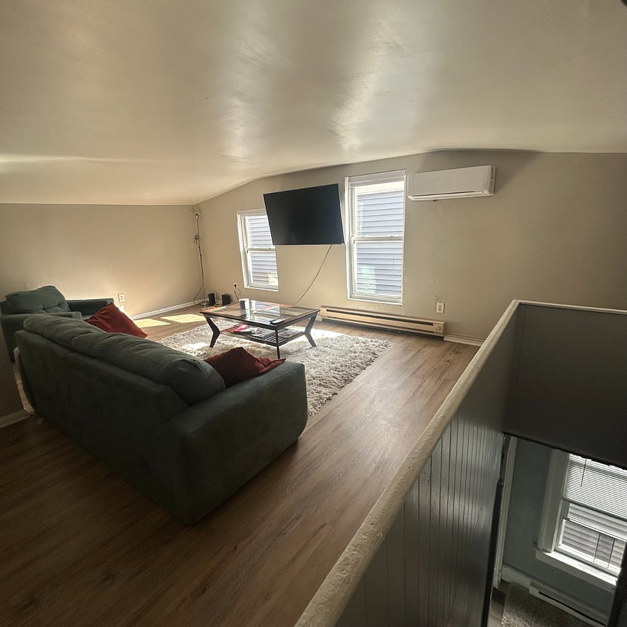 Den with A/C & Heat Air options.