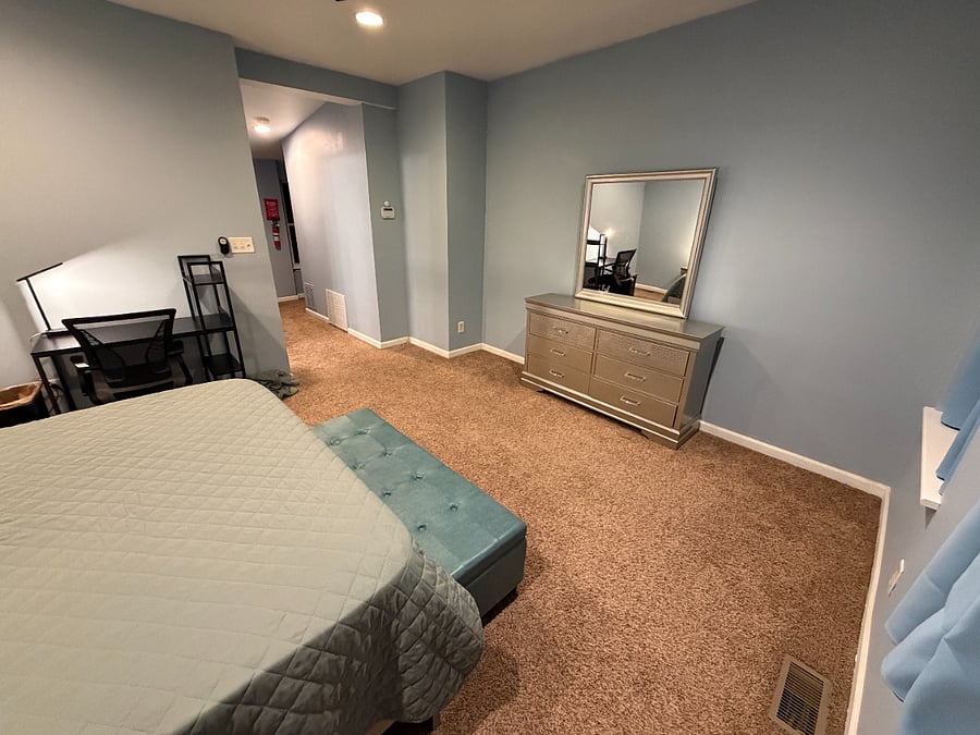 3rd Floor exclusive Suite