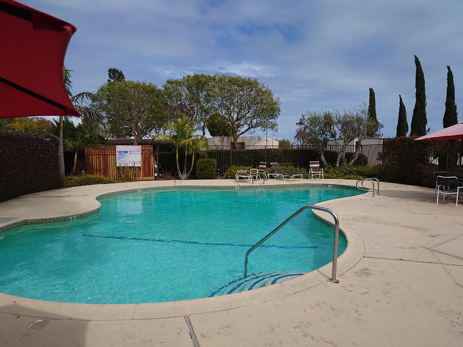 Pool 3.