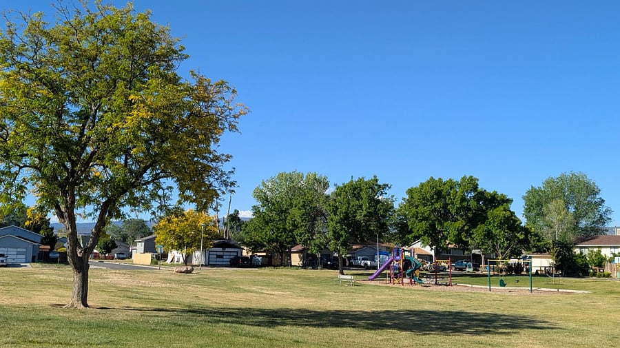 Large family-friendly park just steps from the front door. Enjoy play time with the kids or walking laps around the park as you enjoy the sunset. 