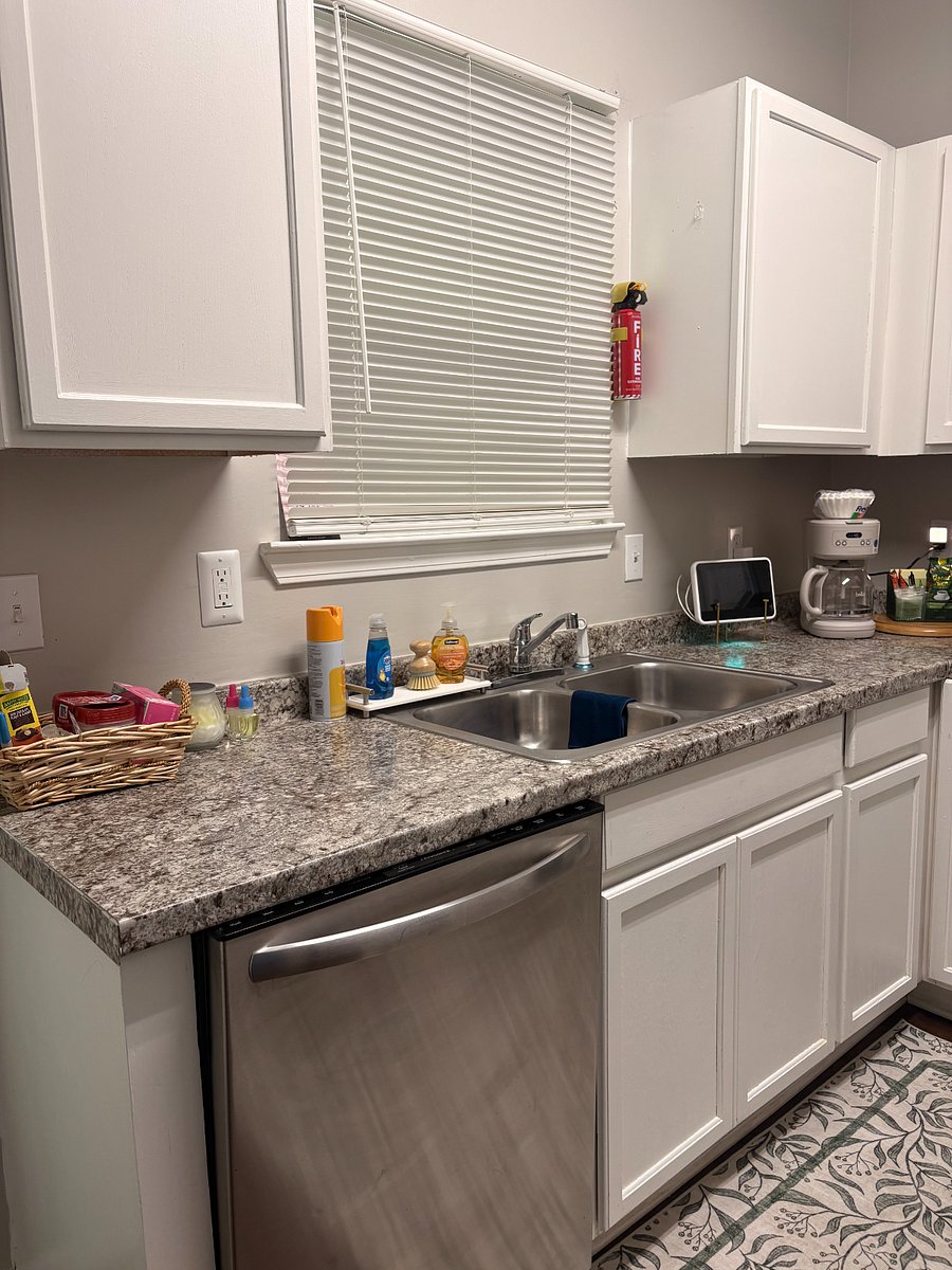 Furnished Finder property 991473_2 photo 8