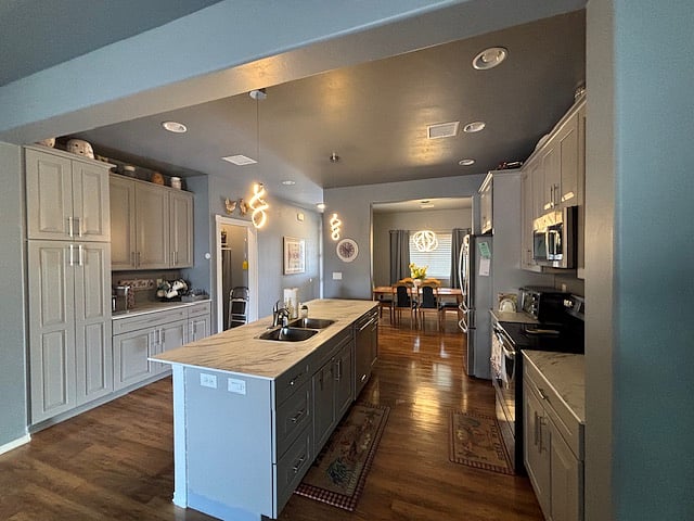 Island Kitchen 
