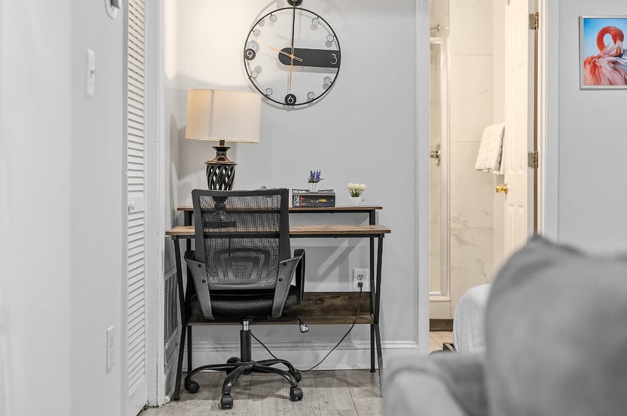 Work Desk