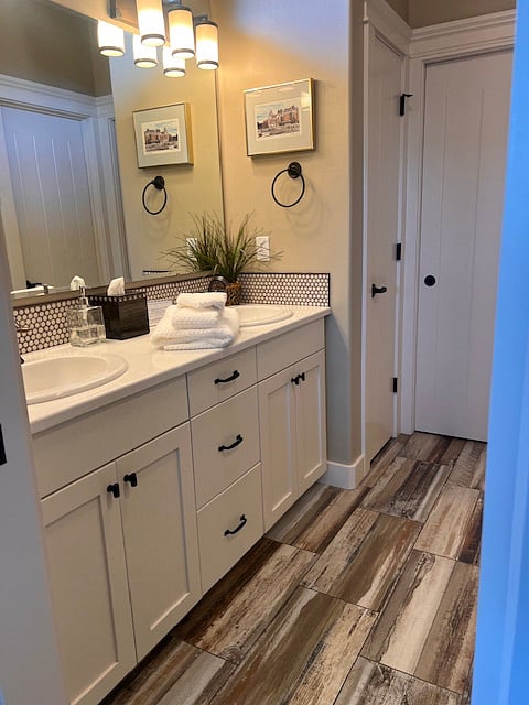 Primary ensuite