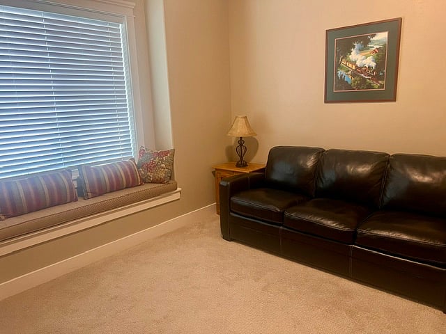 Bedroom-Office