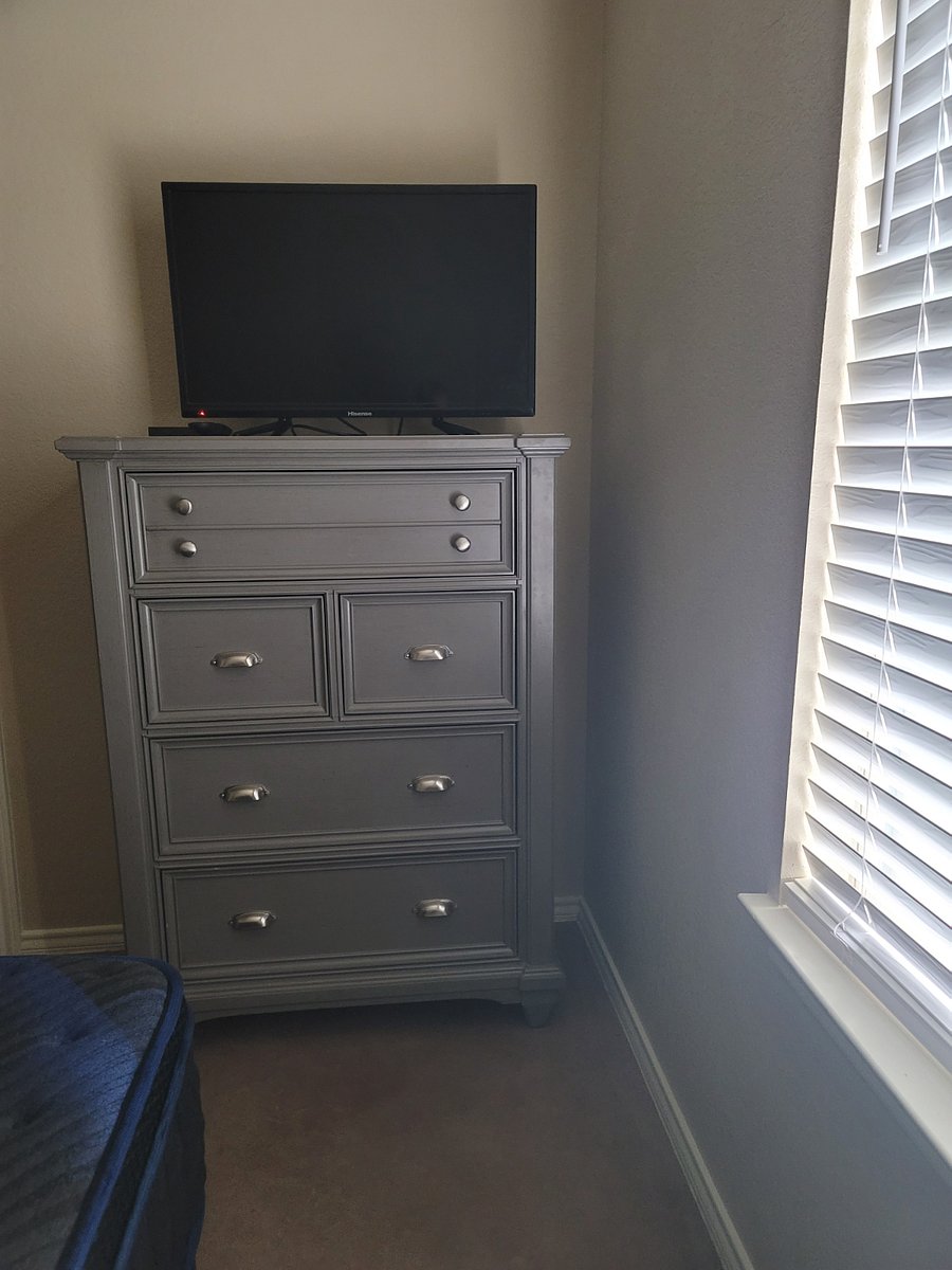 5 drawer chest of drawers