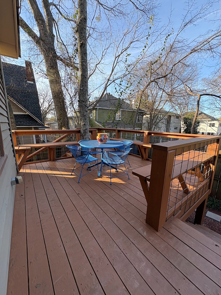 Outdoor space for dining and entertainment in the backyard