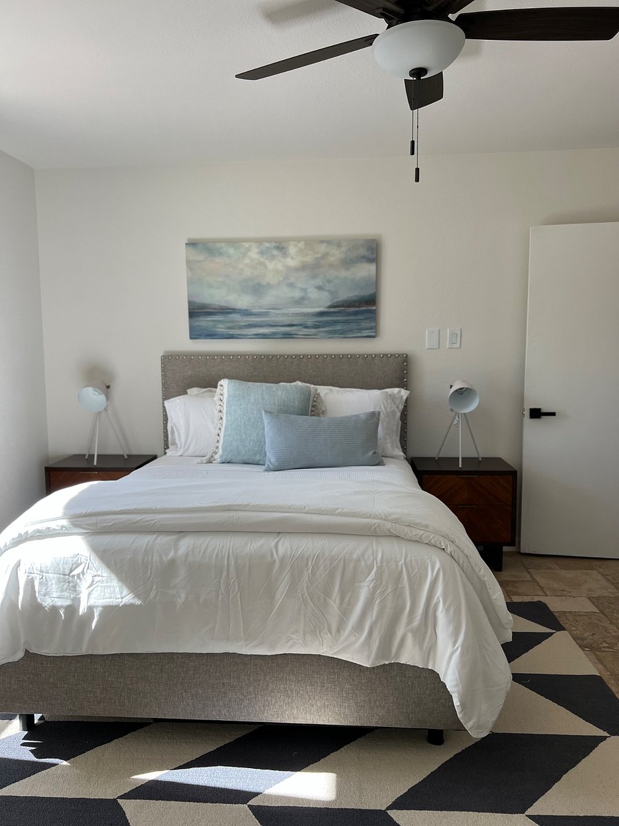 Queen Bedroom 3