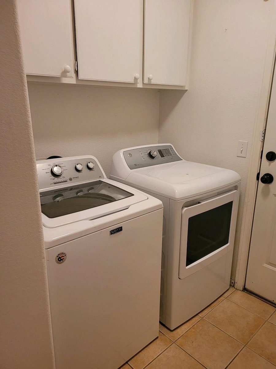 Furnished Finder property 991884_2 photo 13
