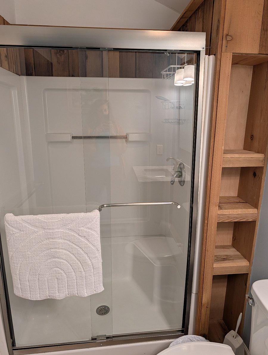 Inside full bath