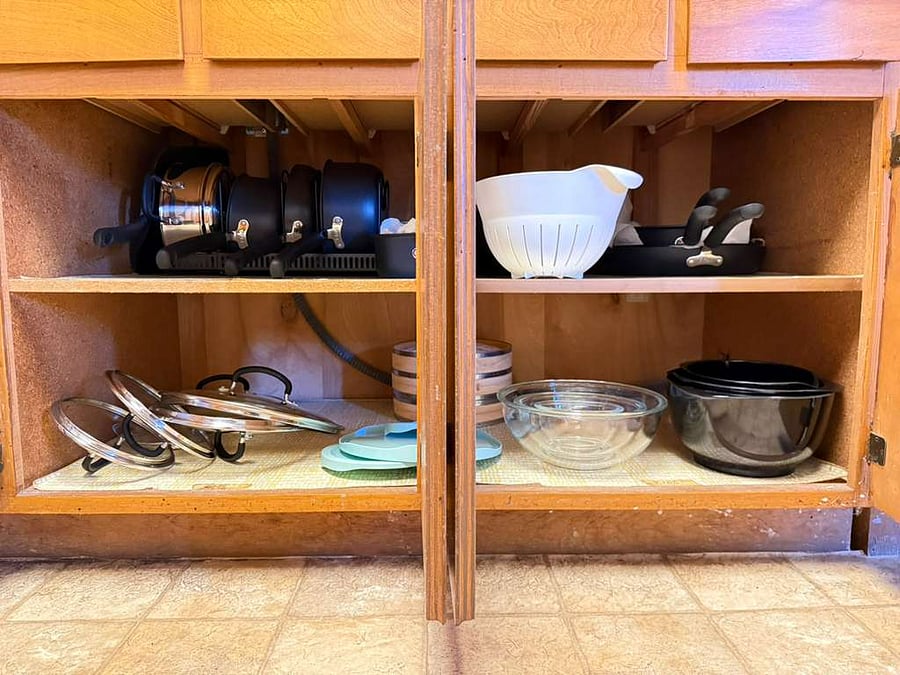 Kitchen items.