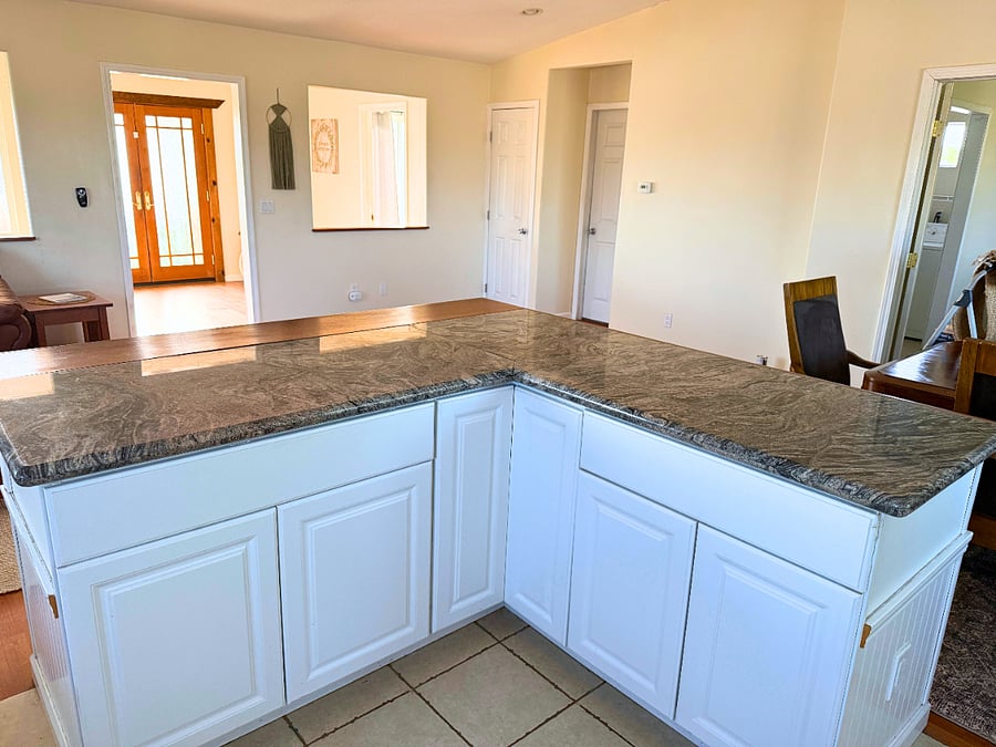 Large Kitchen with granite countertops
