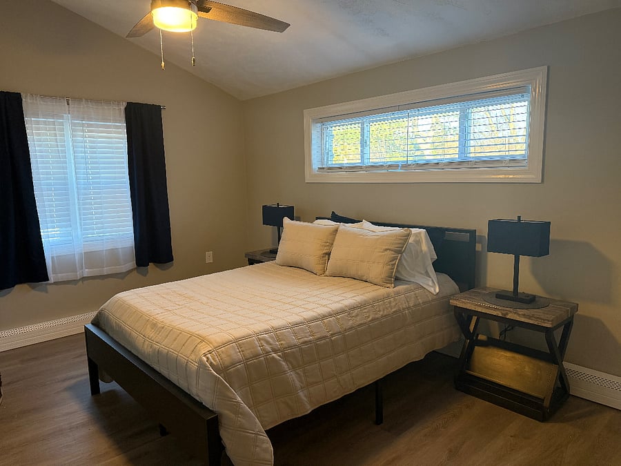 Queen Size Bedroom with Large Closet