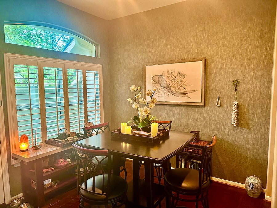 Breakfast nook.