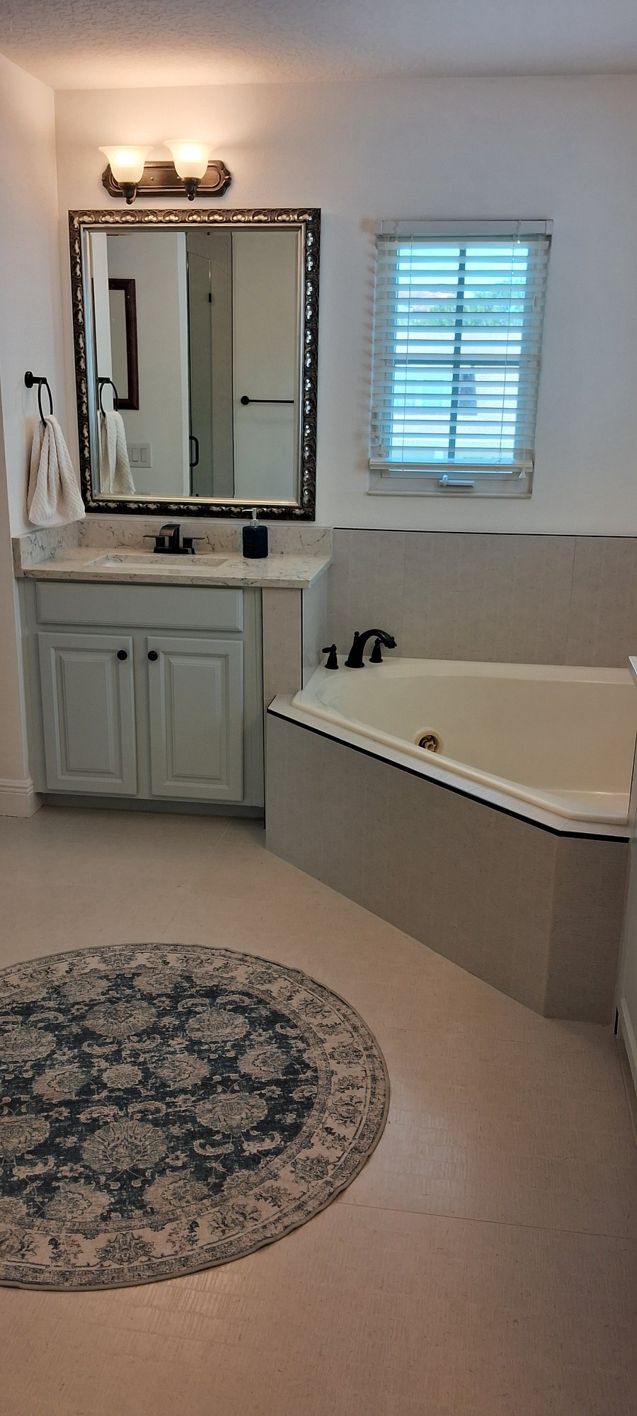 Master bath Jacuzzi tub and vanity #2