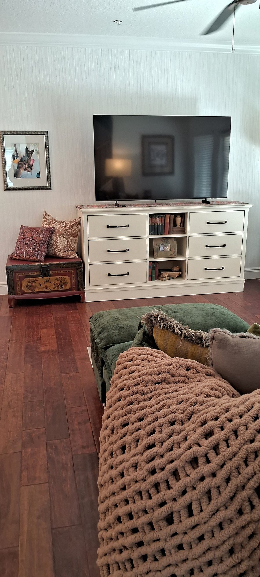 Family room: Enjoy the 72" Samsung Smart TV for Movie Night!