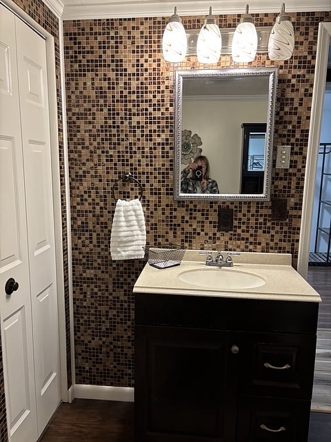 Bathroom 2, Sink Side