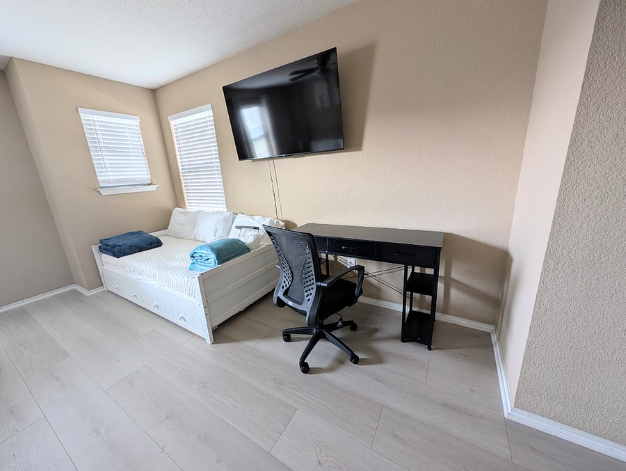 Furnished Finder property 992047_1 photo 16