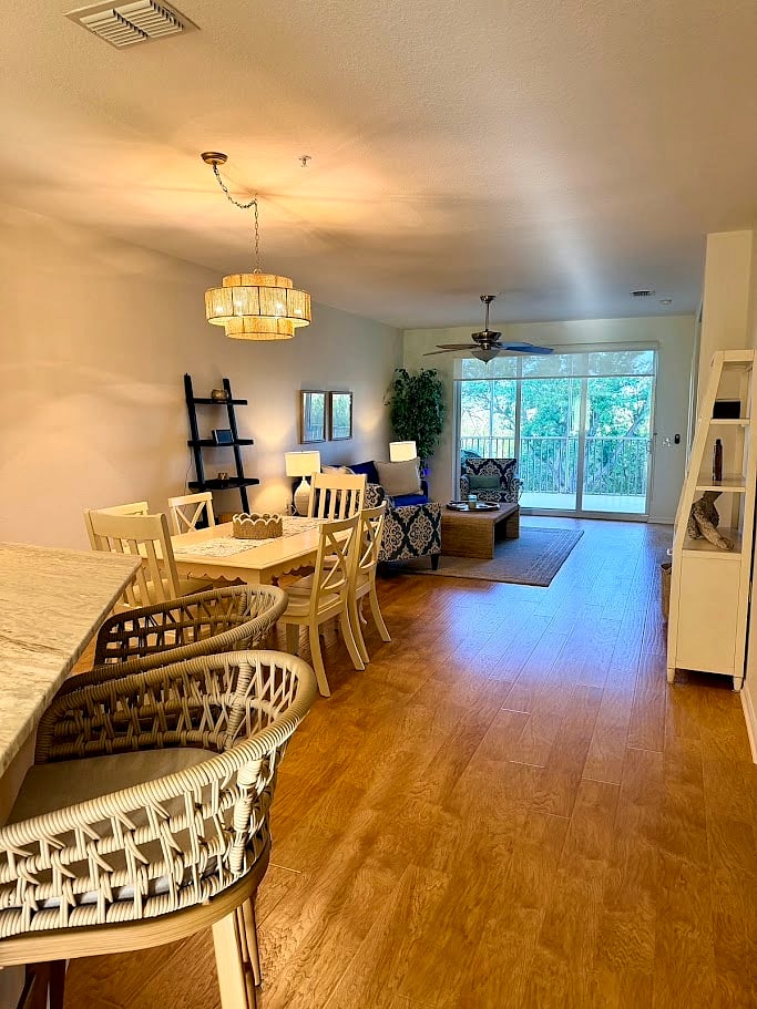 Dining room with seating for 6. 