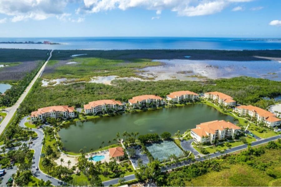 Overview of the complex. The gulf and Ft Myers Beach. 