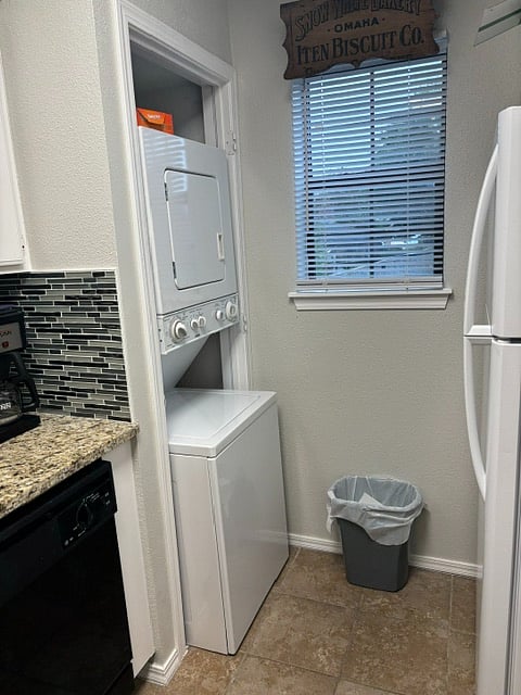 Furnished Finder property 992213_1 photo 8