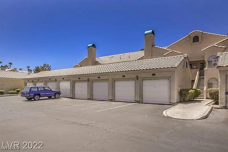 Near unit 1 car garage