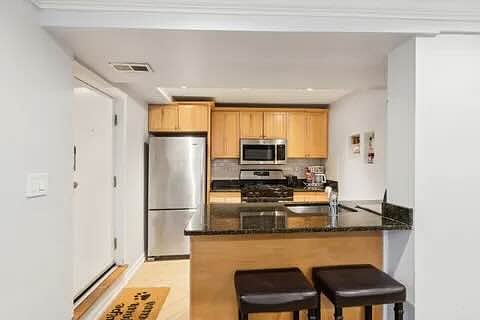 Furnished Finder property 992300_1 photo 4
