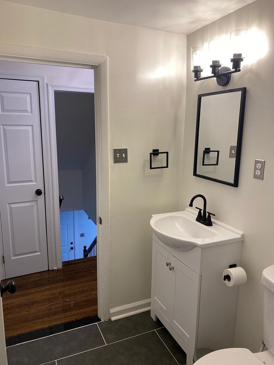 Shared bathroom - second floor