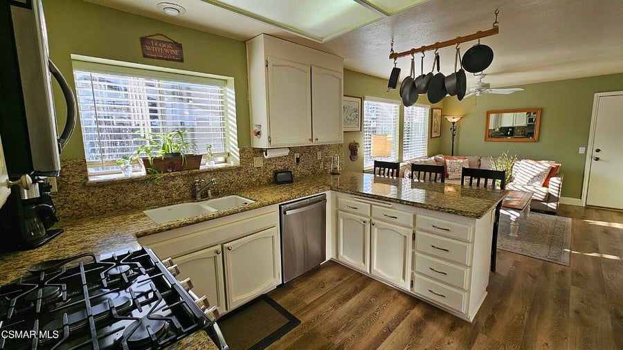 Furnished Finder property 992353_1 photo 11