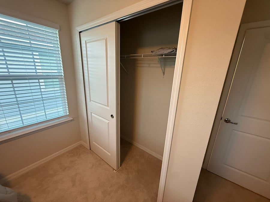 Furnished Finder property 992379_1 photo 3