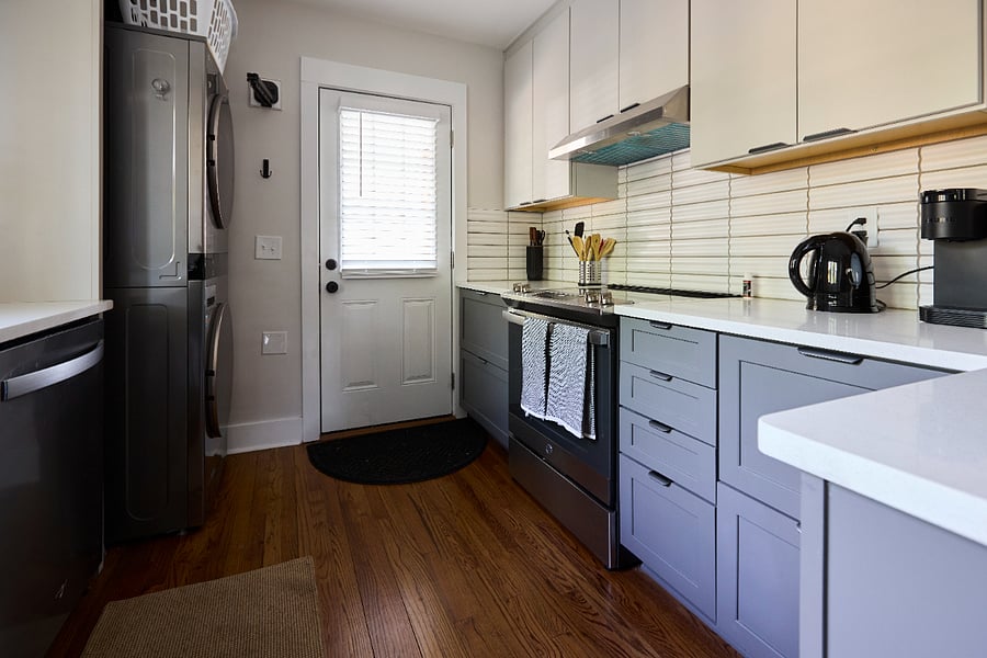 Kitchen - Open Floor Plan, Modern Design, Contemporary
Ceramic Backsplash