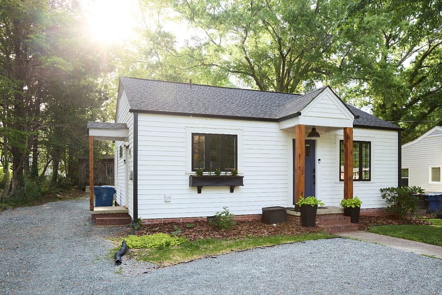 Additional rounded driveway in allows for easy access to front door for quick load/unload of passengers, groceries, etc.