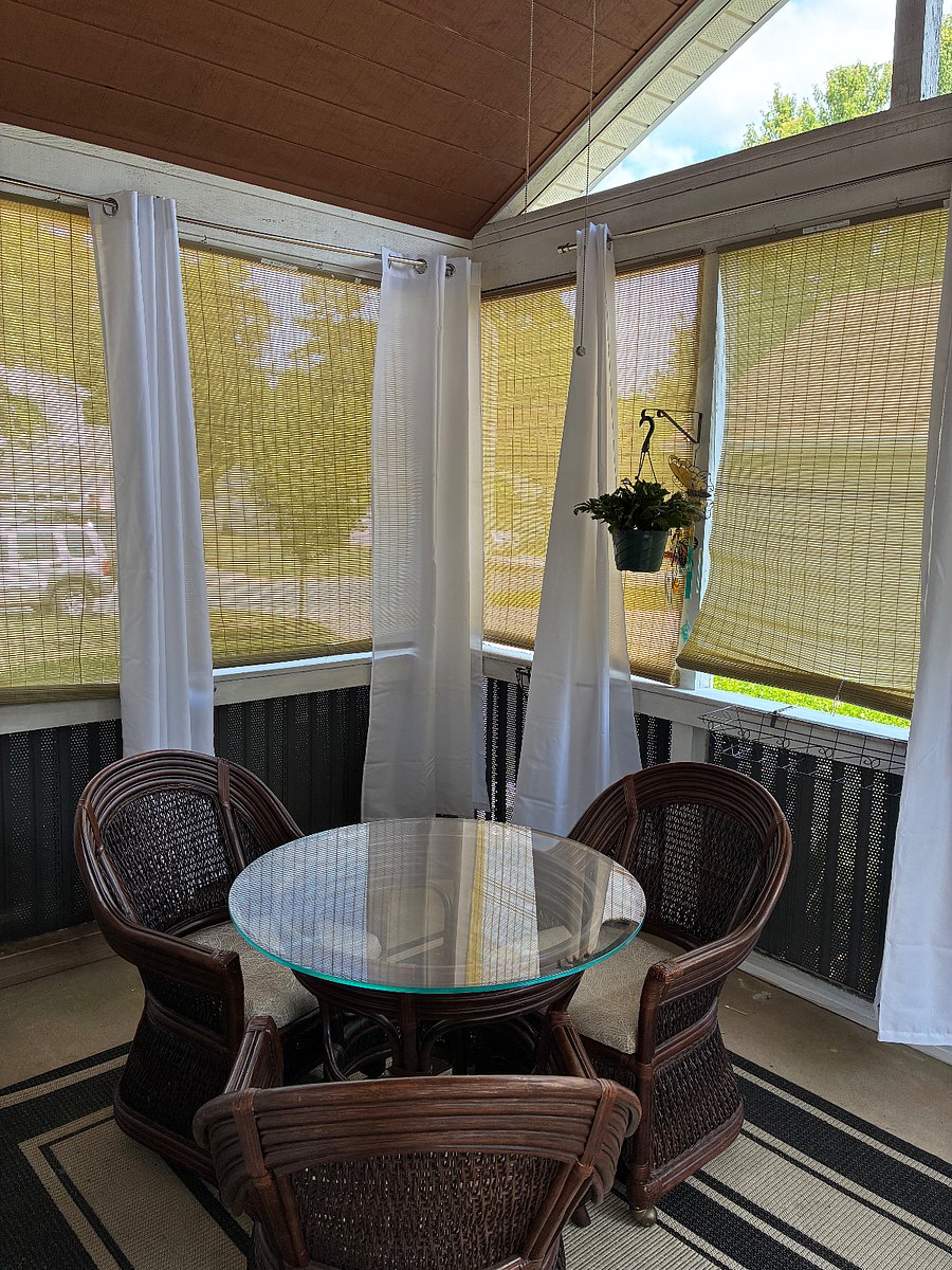 Screened porch