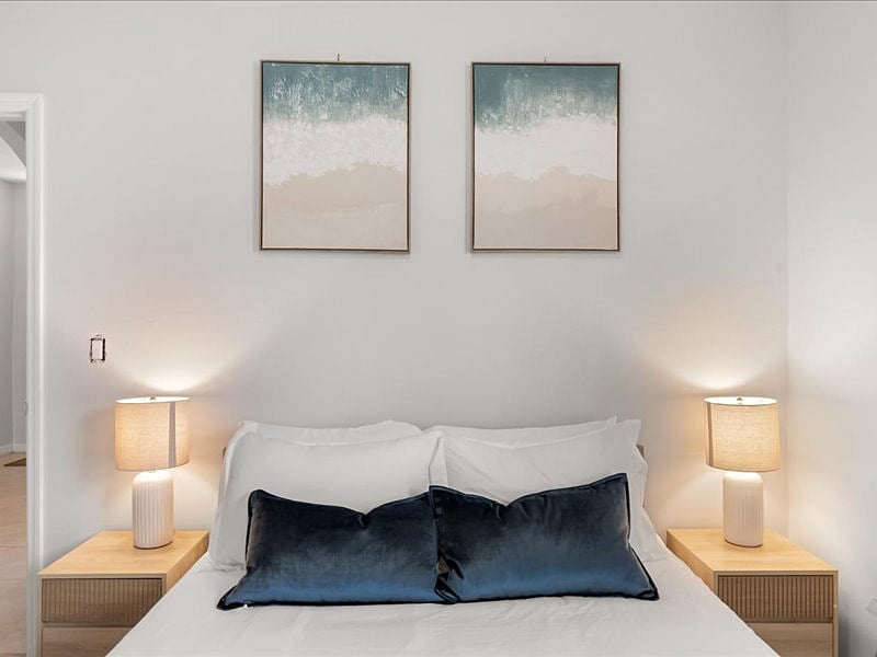 Bedroom 2 - Queen