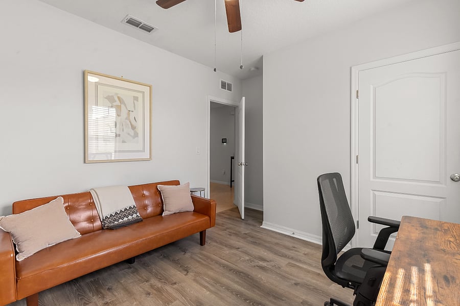 dedicated office/flex space