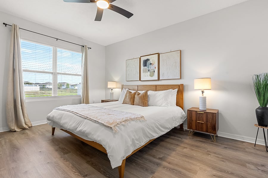 Primary suite - king bed