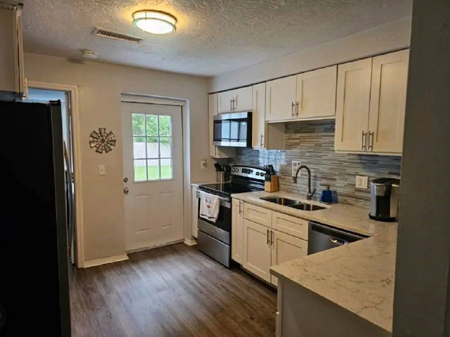 Furnished Finder property 992475_1 photo 12
