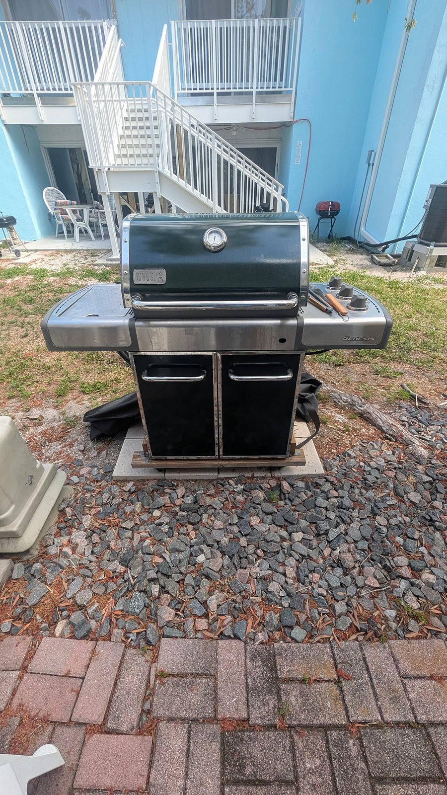 Jan-March $5500
April $4800
May-Nov $2650
Dec $4800