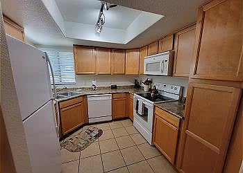 Furnished Finder property 992612_1 photo 3
