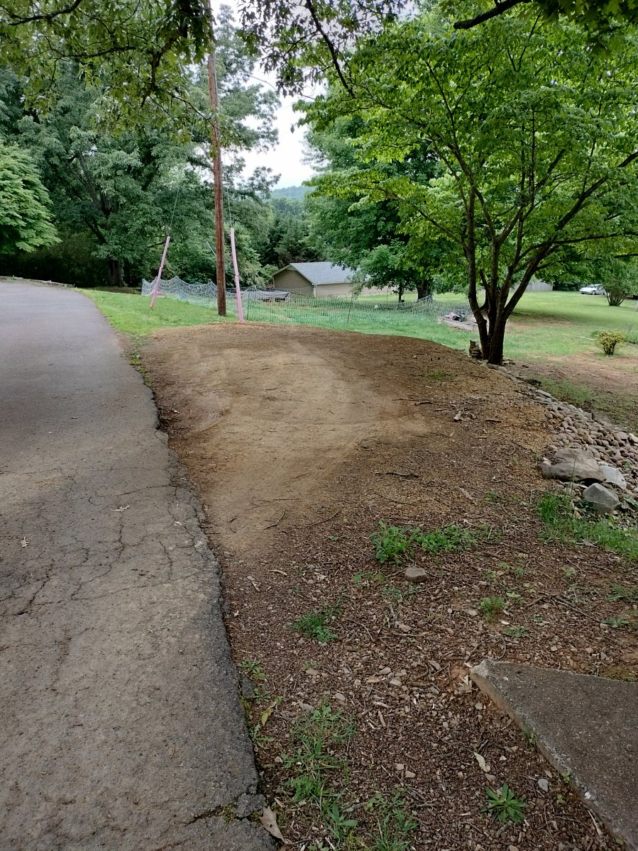 Parking on the side of the house.