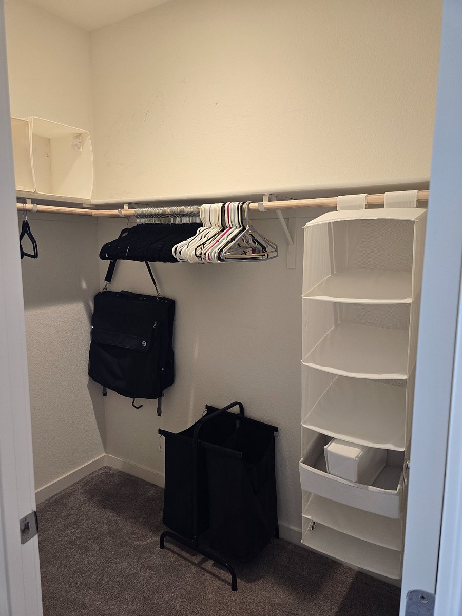 Walk in closet