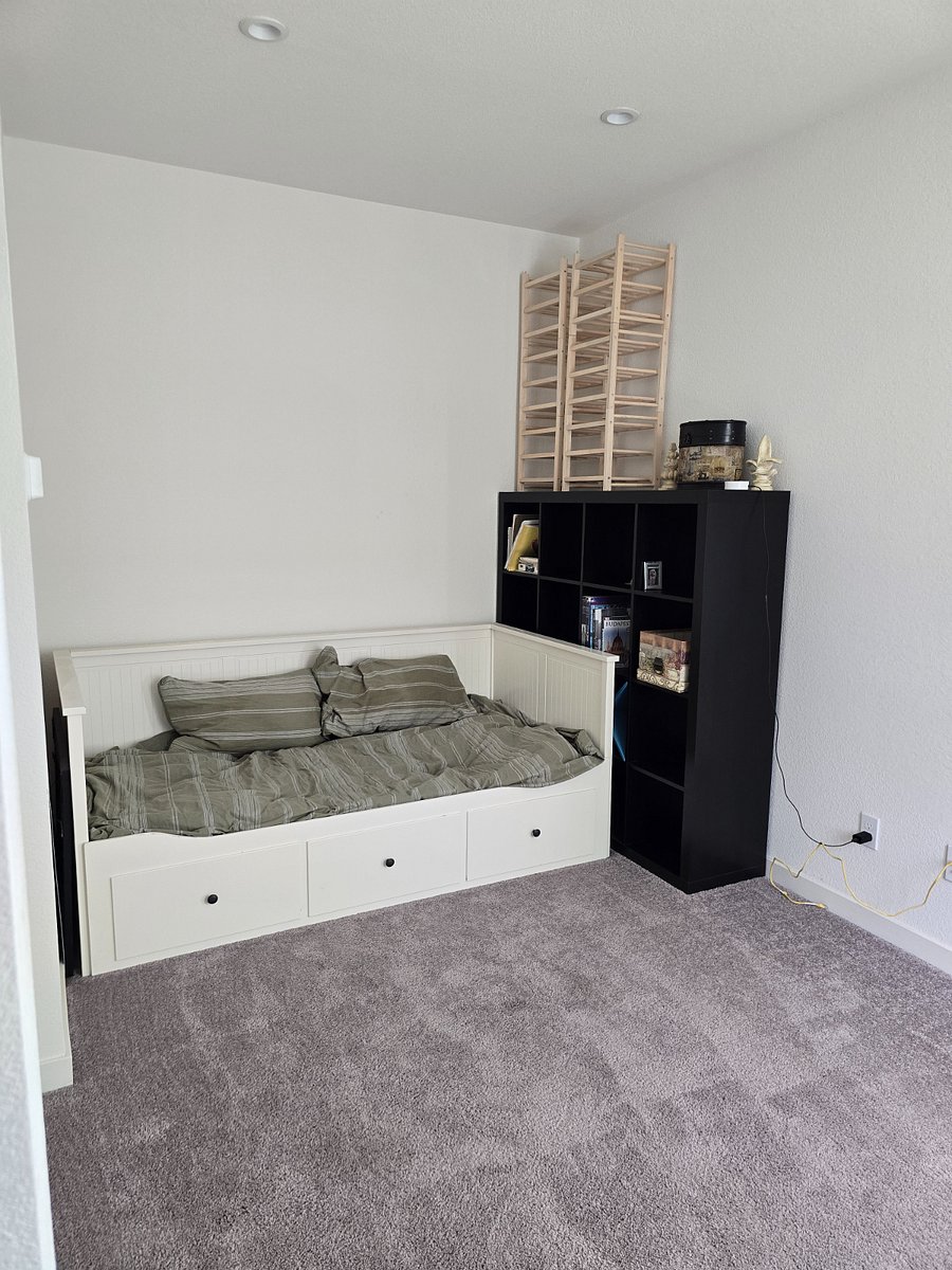 Twin to Queen pull out day bed and storage