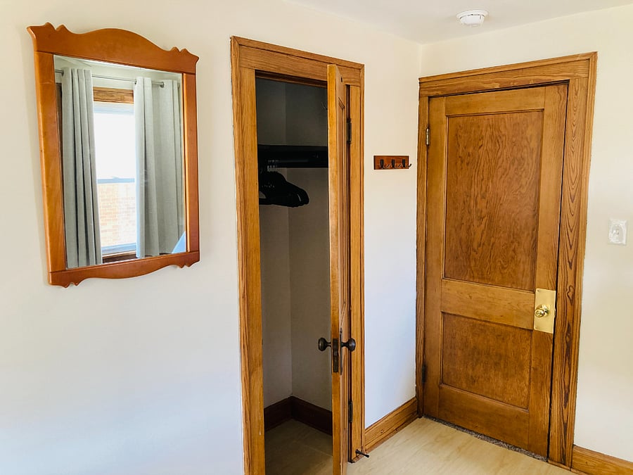 Bedroom 1 open for rent on 2nd Floor. Twin Bed. If renting separately: $750/mo.